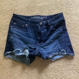 American Eagle Hi-Rise Shortie